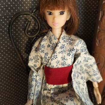 momoko用　浴衣と帯（白地に草花柄）の画像