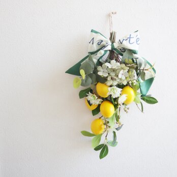 レモンと紫陽花のスワッグ ★グリーンスカーフの画像