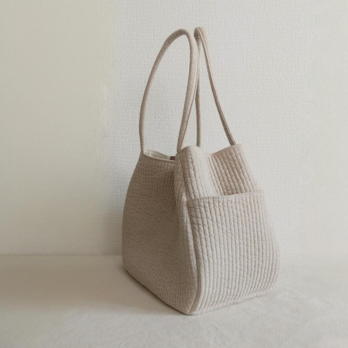 ミルクティー ヌビ たっぷりポケット ぷっくりバッグ