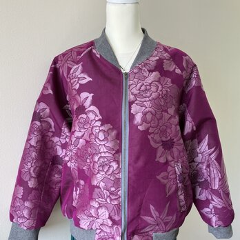 着物リメイク　スタジャン　紫の画像