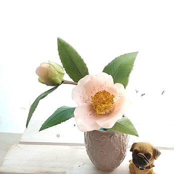 ☆クレイフラワー作品（椿・花霞の一輪挿し）☆の画像