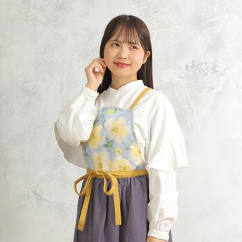 【Michelle Machoto】エプロン ロング ギャザー 花柄 リネン 刺繍 おしゃれ イワウメ柄 D-0006の画像