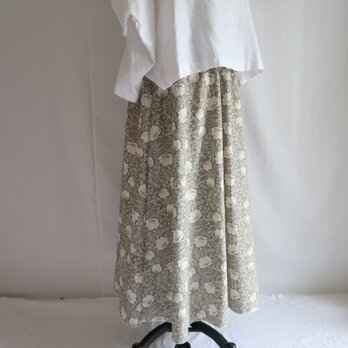 夏のインゴムフレアースカート♡William Morrisホワイトピンパーネル・涼感・美シルエットの画像