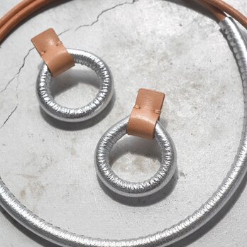 Donuts【レザーピアス/イヤリング】"silver"の画像