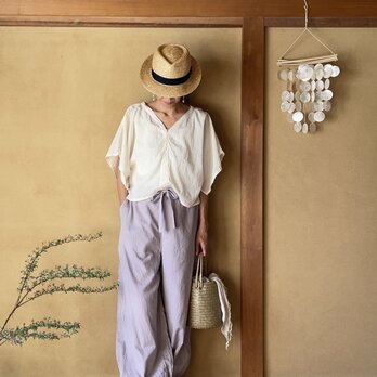 Kimono Blouse in Cream/ やわらかコットントップスの画像
