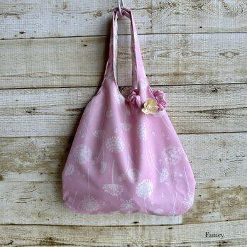 雨の日のバッグの中に♪大人かわいいお花のプチバッグ(さくらピンク) ナイロン　撥水加工　持ち運び可能　軽量の画像