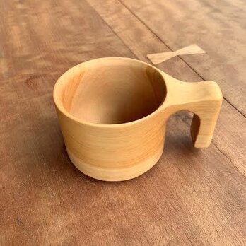 【◎ 小ぶりのマグカップが出来ました。 】 木製マグカップ　wooden mag　銀杏の画像