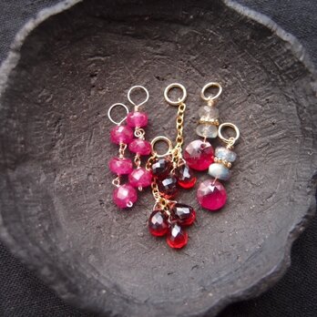 Charm Assortment／Earring & Necklace【Pink】チャームセットの画像