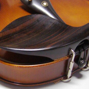 青縞黒檀　バイオリン顎当て　クローソン型の画像