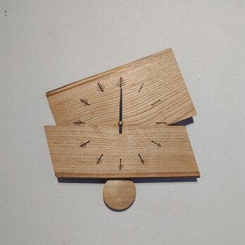 振り子時計 　～クリ材･２枚合わせ･横型･枝文字～の画像
