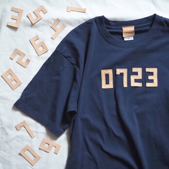【 数字4桁オーダー 】レザーパッチ Tシャツ（5色）本革 メンズ レディースの画像