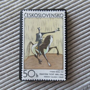 チェコスロバキア　切手ブローチ　9751の画像