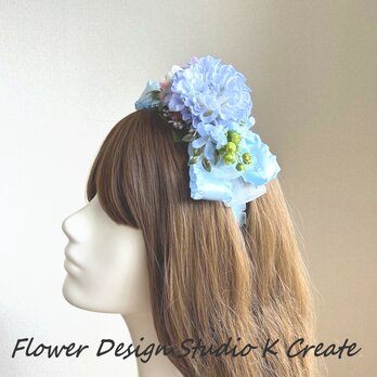 アリスブルーのダリアとピンクの薔薇のリボンカチューシャ　結婚式　ウエディング　発表会　ダリア　水色　ブルー　リボン　カチューシャの画像