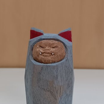 青の着ぐるみ(3)  木彫りの画像