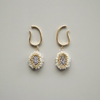 【特集掲載】Classical flower earcuff [ whbl ]の画像