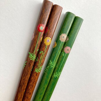 《数量限定・2膳セット》漆絵に螺鈿・ポピーの摺り漆箸(緑色漆と生漆)の画像