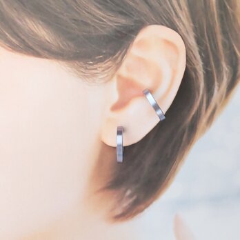 〈軽い〉〈痛くない〉〈挟むだけ〉2wayライラックカラーフラットリングイヤリング・イヤーカフ〈直径約17㎜幅約3㎜〉(両耳用)