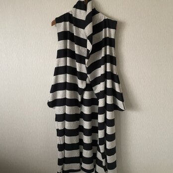 ボーダーコットンポケット遊びノースリーブロングジレー　杢グレー×黒Ｆの画像