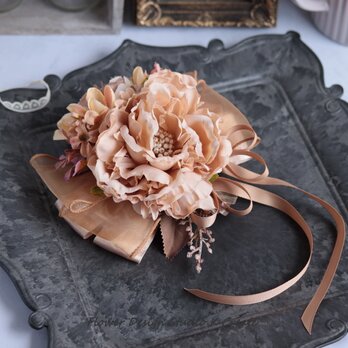 ベージュピオニーと薔薇のチュールリボンのヘアクリップ 　ナチュラル　ベージュ　結婚式　成人式　卒業式　入学式　袴　浴衣　髪飾りの画像