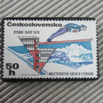 チェコスロバキア　切手ブローチ　9782