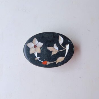 黒いお花のケース