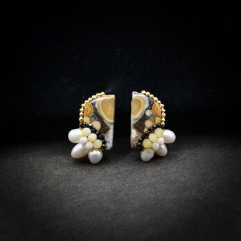 天然石ジャスパーピアス（半月）の画像