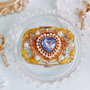 aquamarine キラキラ魔法のコンパクト　ピルケース　の画像