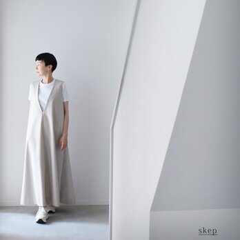 Vネックノースリーブワンピース（春夏用）：グレー［OP43NSGY］の画像