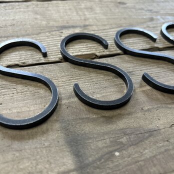 角型S字フック・フック【アイアンSフック/Iron Square Hook/3個入り】の画像