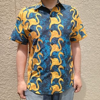 半袖柄シャツ（騙し絵フラミンゴ総柄）イエロー×ネイビーの画像