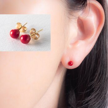 赤珊瑚のシンプルひとつぶピアス