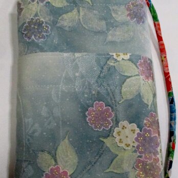 ７８００　紫陽花柄の着物で作ったポーチの画像