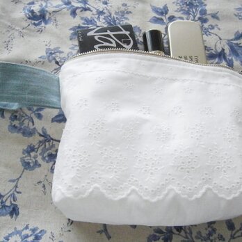 cutwork刺繡×linen PouchSetの画像