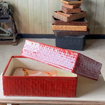 竹細工　つづらの衣装入れ　小　朱の画像