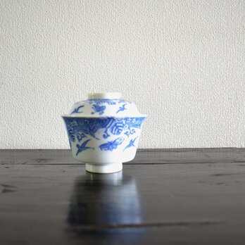染付印判蝶と鳥の図蓋付碗　一客　煮物鉢の画像