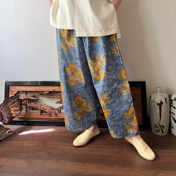 あくびちゃん？アラジン？アフリカンバティックパンツ　動きがよく出る素材だからシルエットが楽しい　植物柄ブルーシルバー