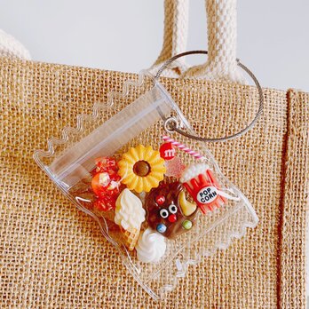 お菓子のキャンディーバッグ　バッグチャーム　フェイクスイーツ   スイーツデコの画像