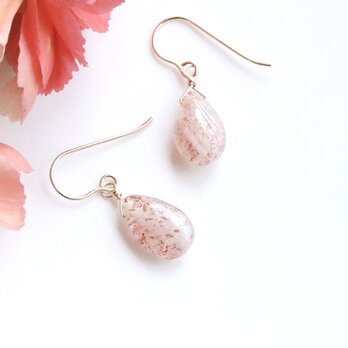 一粒 マイカサンストーン ピアス／イヤリング（タンザニア産）｜14Kgf アレルギー対応 — Inner shimmer