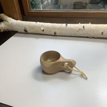 20240706011 1つの材料から削り出した【クルミ材】の木製マグカップ・ククサの画像