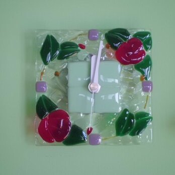 フュージングガラスの掛け時計の画像
