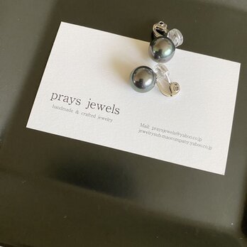 【限定カラー】高級日本製シェルパール12ｍｍ Pearls ソフトタッチ痛みなくしっかりとホールドのイヤリング　華やかピーコックの画像