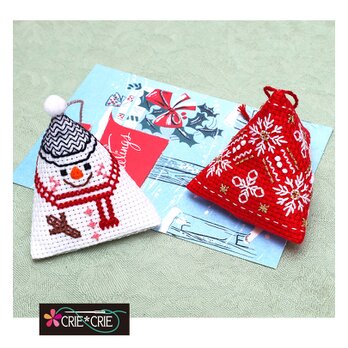テトラ型クリスマスオーナメント刺しゅうキット〈スノーマンとノルディック模様の2個セット〉No.760の画像