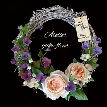 ☆クレイフラワー作品（薔薇とスミレのリース）☆の画像