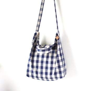 綿麻ブロックチェックのくったり2wayショルダーバッグ（L）☆ブルー×生成りの画像