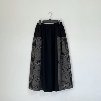 ＊アンティーク着物＊流水に花模様泥大島紬のパッチスカート（５マルキ・裏地付き）の画像