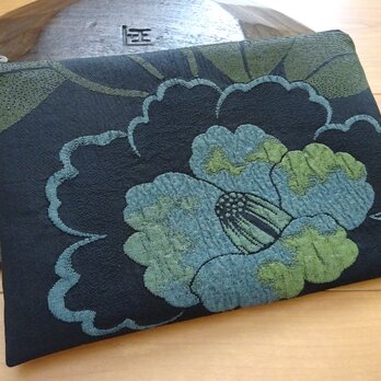 黒を楽しむポーチ（壱）