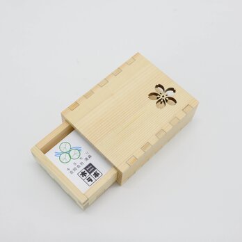 花模様︱木製名刺カードケース・小物入れ・国産赤松の画像