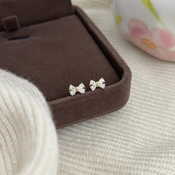 ピアス リボン 小さめの画像