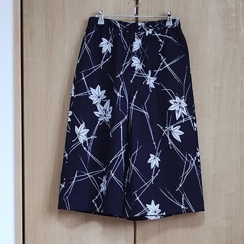 浴衣リメイク　ガウチョパンツ　紅葉の画像