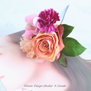 ピーチオレンジの薔薇とカーネーションの花束風のフローレス　フラメンコ　ダンス　髪飾り　オレンジ　バラ　ダンス髪飾り　の画像
